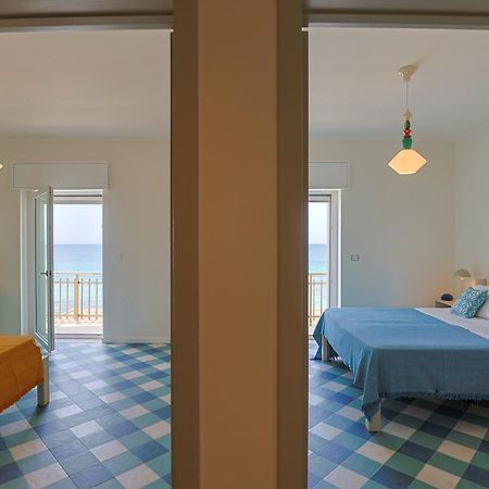 Panoramico Appartamento Lido Conchiglie Gallipoli Extérieur photo