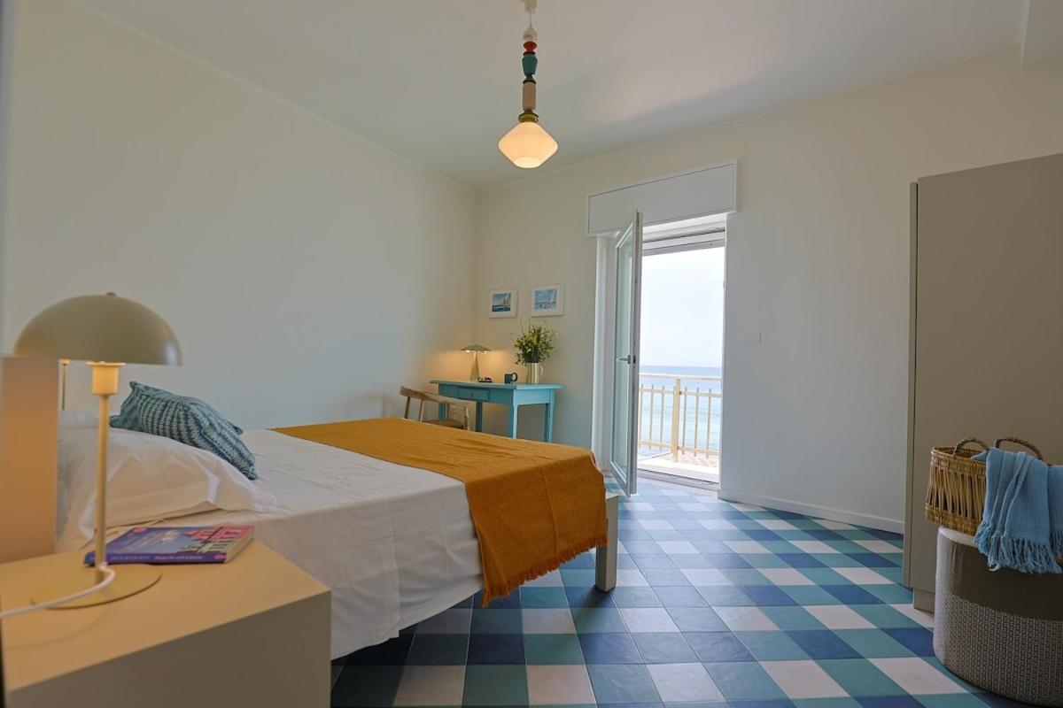 Panoramico Appartamento Lido Conchiglie Gallipoli Extérieur photo